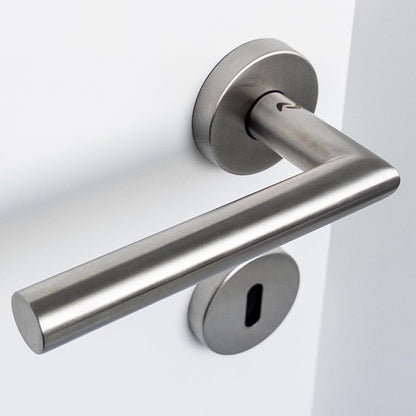 Drückergarnitur LIVIA R2 BB Buntbart – Elegante Edelstahl Türklinke für Innentüren